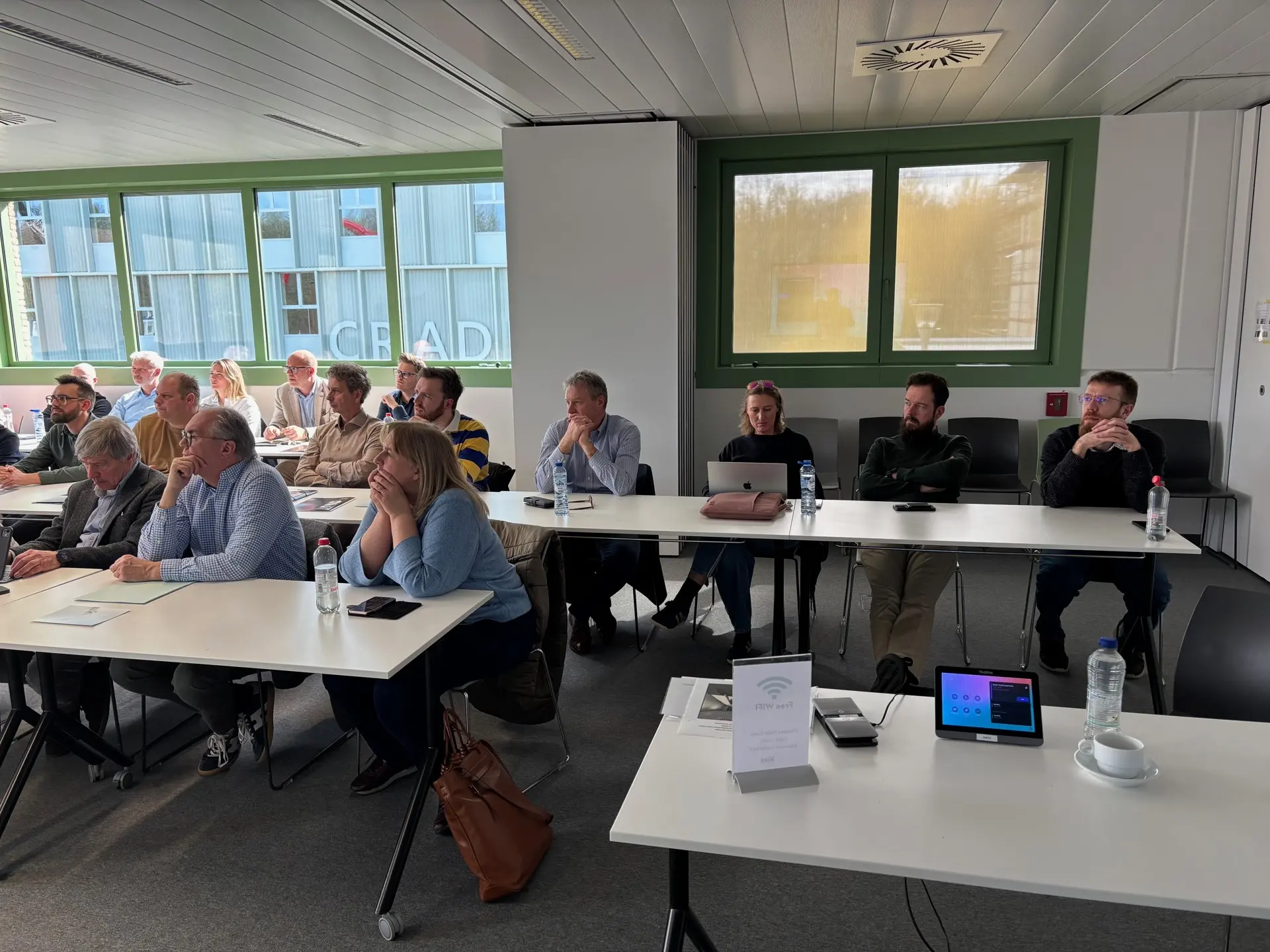 A full room at Sirris in Leuven during the first steering group
